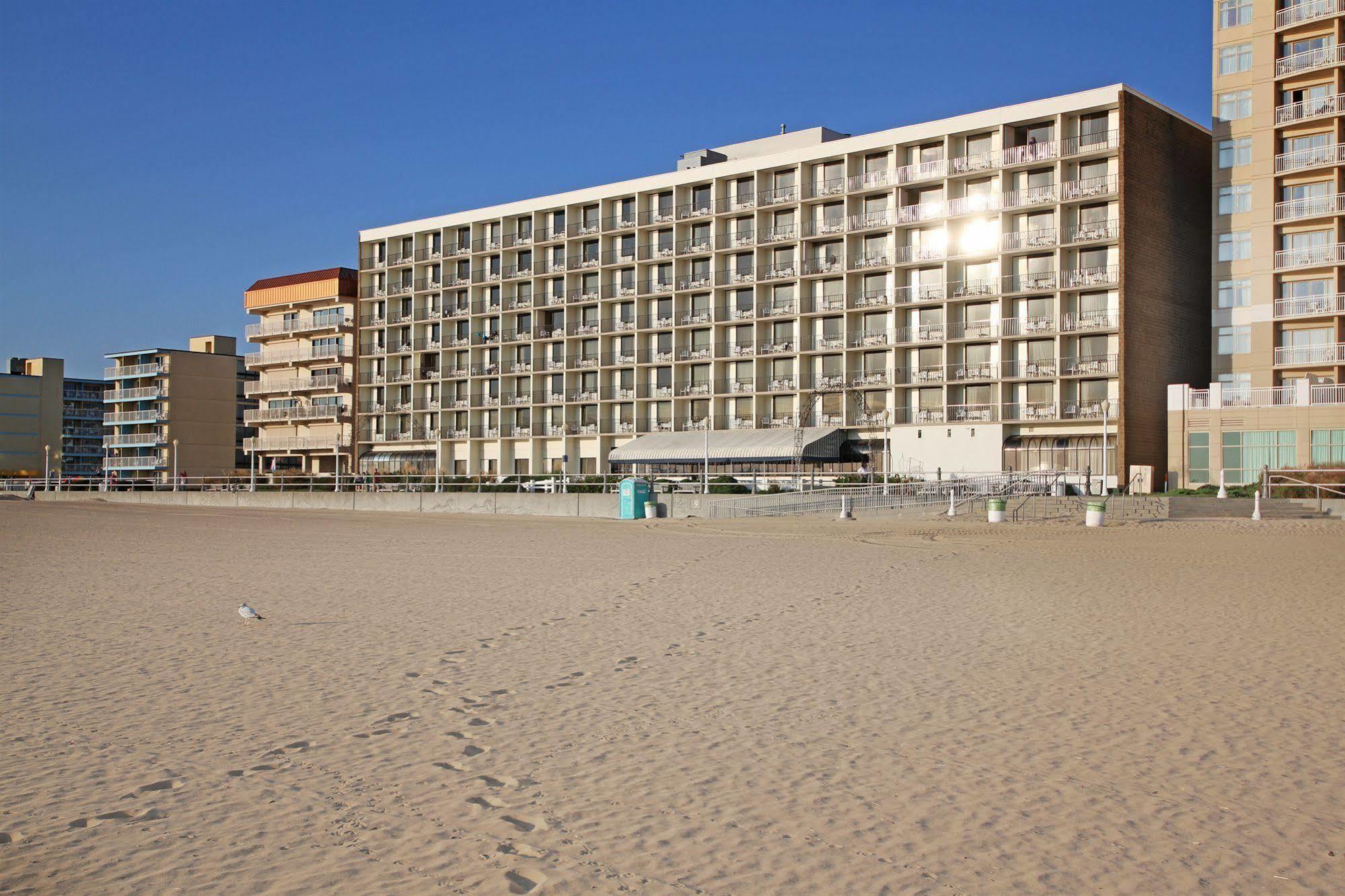 The Barclay Towers Hotel And Resort Virginia Beach Exterior foto